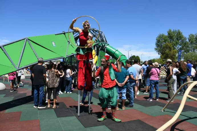 WhatsApp-Image-2025-12-22-at-12.20.43-1-691x460